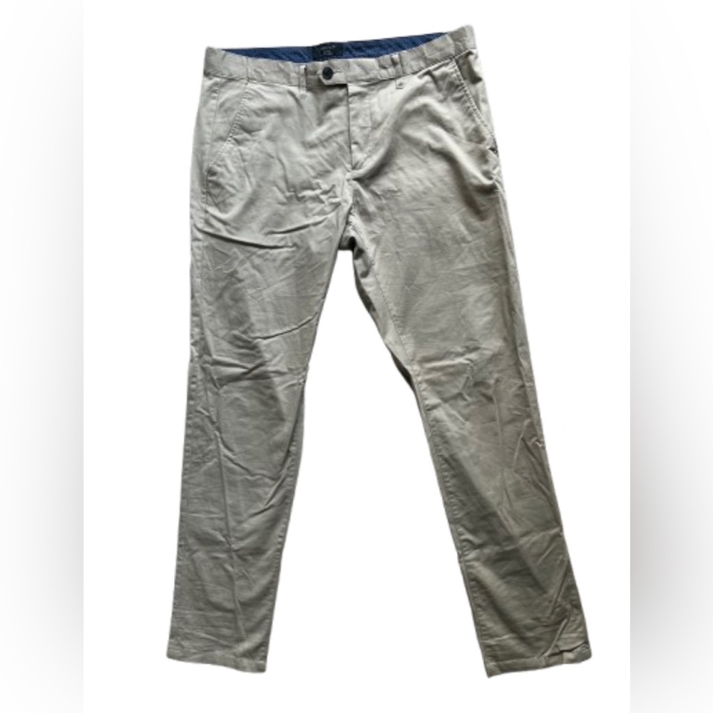 RW&CO. Men’s Khaki Pants